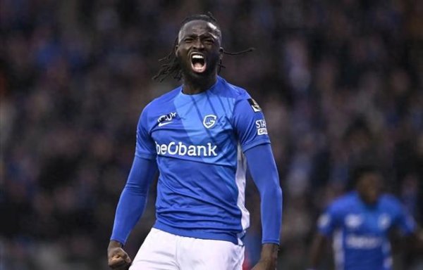 Cửa sổ mùa hè của Manchester U