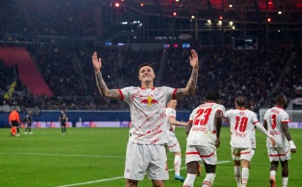 Phóng viên: Newcastle và nhóm 